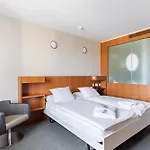 Hotel Cornavin 4*
