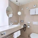 Hotel Cornavin 4*
